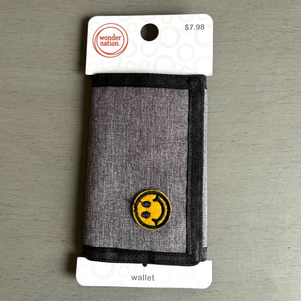 Wonder Nation Smiley Face Trifold Canvas Wallet Gray/Black NWT